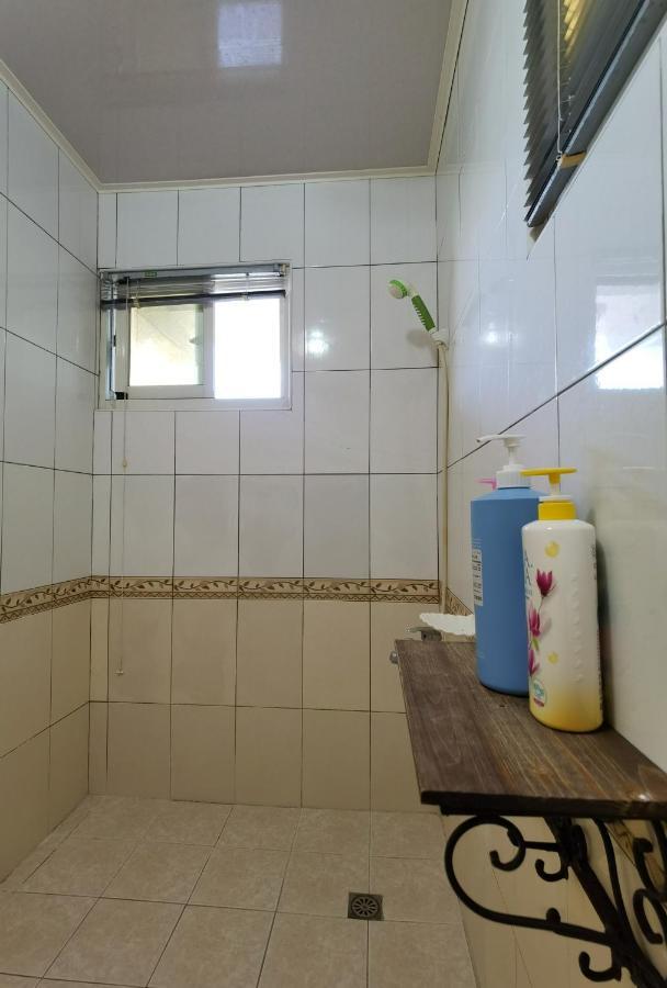 Bed and Breakfast Golden Mary T'ai-tung Exterior foto
